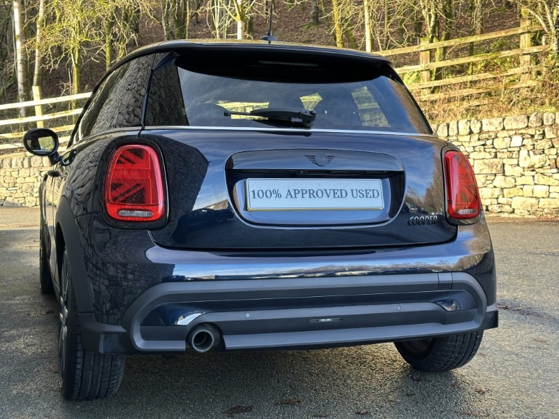 2024 (73) MINI HATCHBACK 1.5 Cooper Exclusive 3dr 4885705
