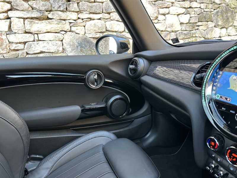 2024 (73) MINI HATCHBACK 1.5 Cooper Exclusive 3dr 4885721