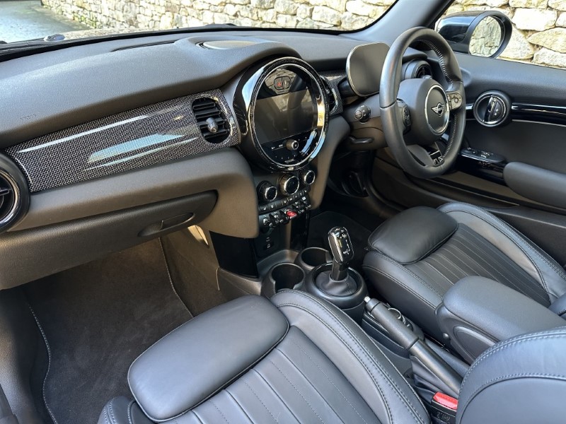 2024 (73) MINI HATCHBACK 1.5 Cooper Exclusive 3dr 4885732