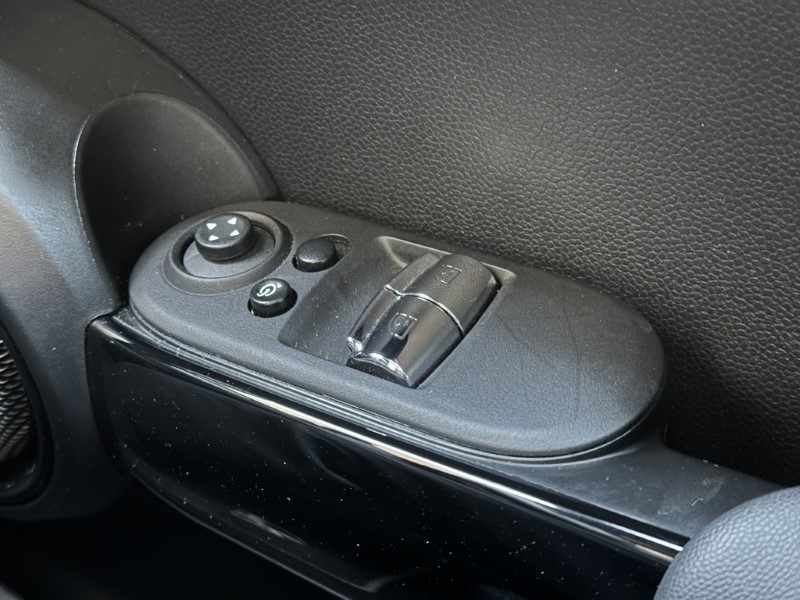 2024 (73) MINI HATCHBACK 1.5 Cooper Exclusive 3dr 4885725