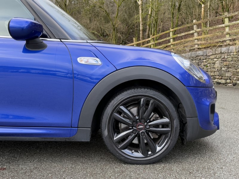 2020 (70) MINI HATCHBACK 2.0 Cooper S Sport II 5dr Auto 4896252