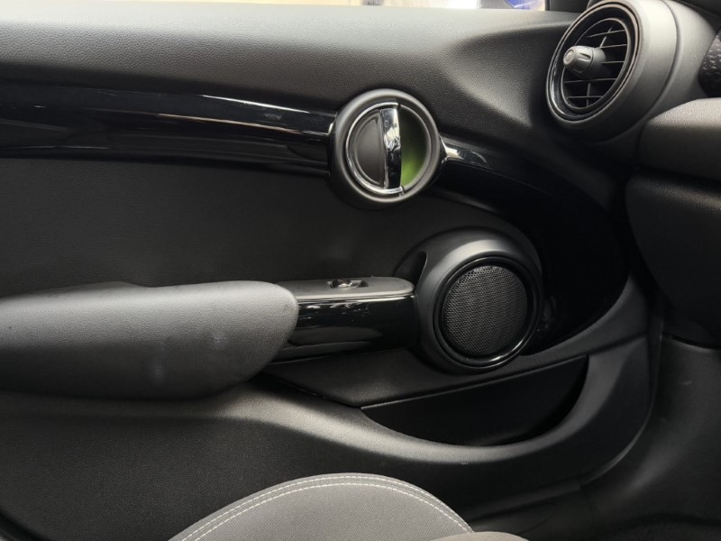 2020 (70) MINI HATCHBACK 2.0 Cooper S Sport II 5dr Auto 4896206