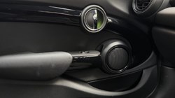 2020 (70) MINI HATCHBACK 2.0 Cooper S Sport II 5dr Auto 4896206