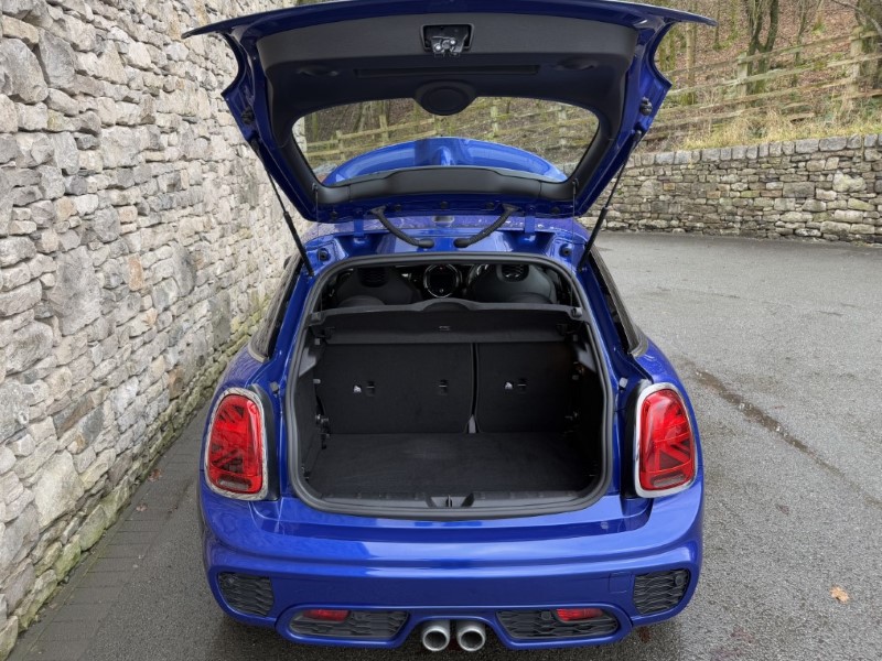 2020 (70) MINI HATCHBACK 2.0 Cooper S Sport II 5dr Auto 4896192