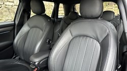 2023 (72) MINI HATCHBACK 1.5 Cooper Exclusive 5dr Auto 4886167