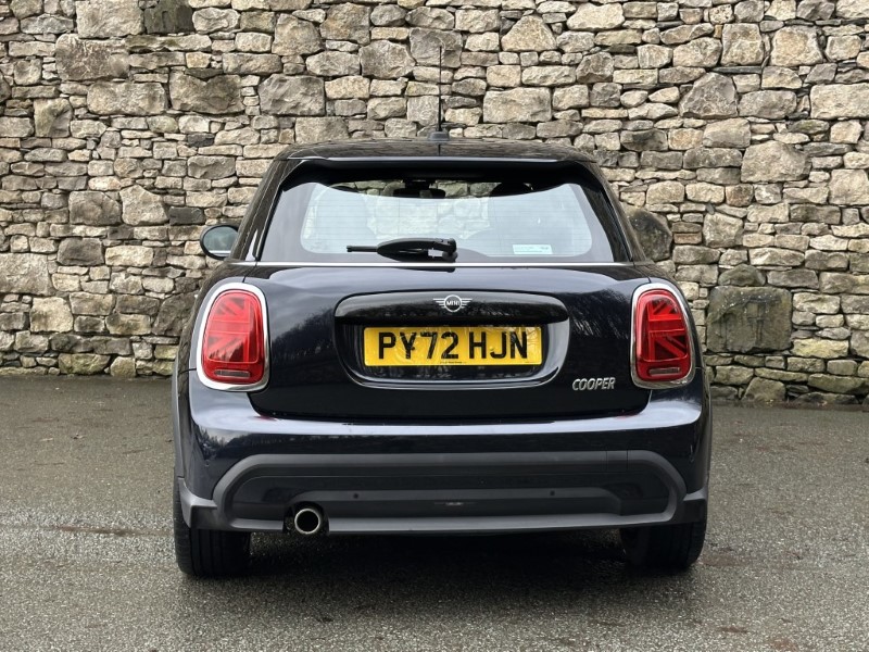 2023 (72) MINI HATCHBACK 1.5 Cooper Exclusive 5dr Auto 4886174