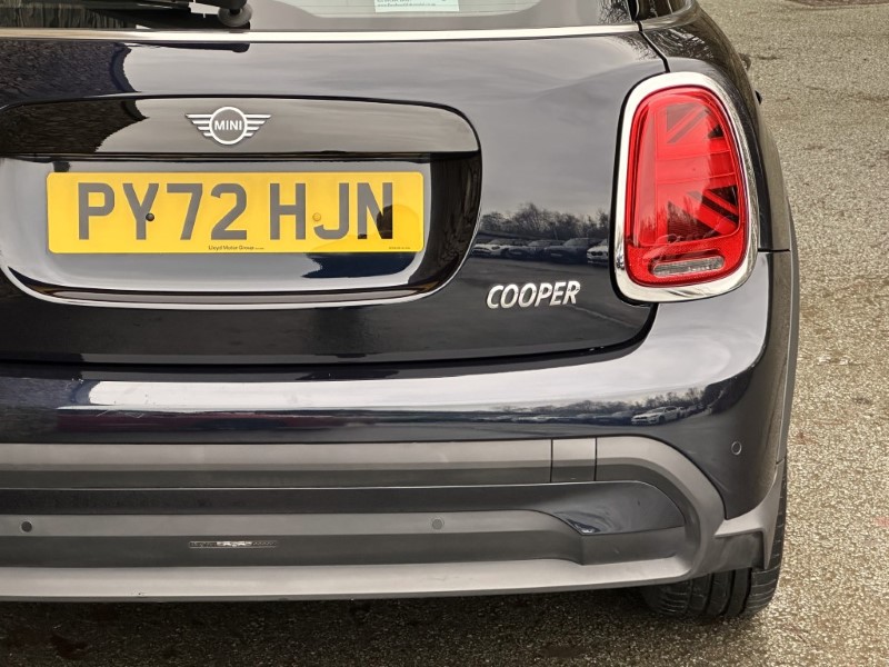 2023 (72) MINI HATCHBACK 1.5 Cooper Exclusive 5dr Auto 4886152