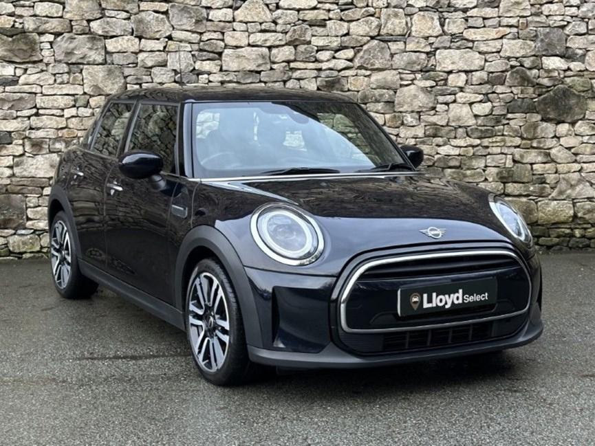 2023 (72) MINI HATCHBACK 1.5 Cooper Exclusive 5dr Auto