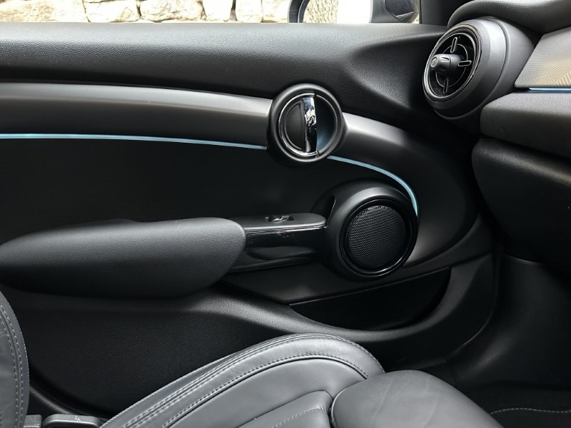 2023 (72) MINI HATCHBACK 1.5 Cooper Exclusive 5dr Auto 4886199