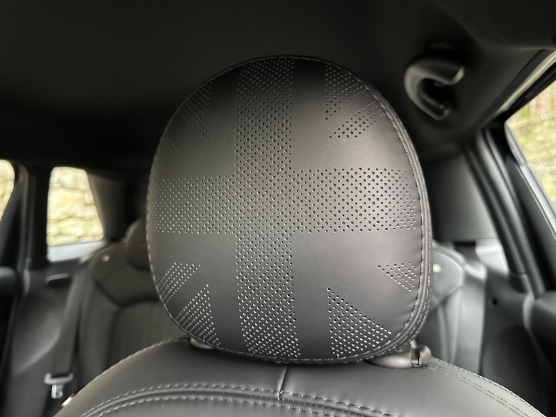 2023 (72) MINI HATCHBACK 1.5 Cooper Exclusive 5dr Auto 4886171