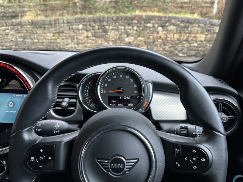 2023 (72) MINI HATCHBACK 1.5 Cooper Exclusive 5dr Auto 4886192