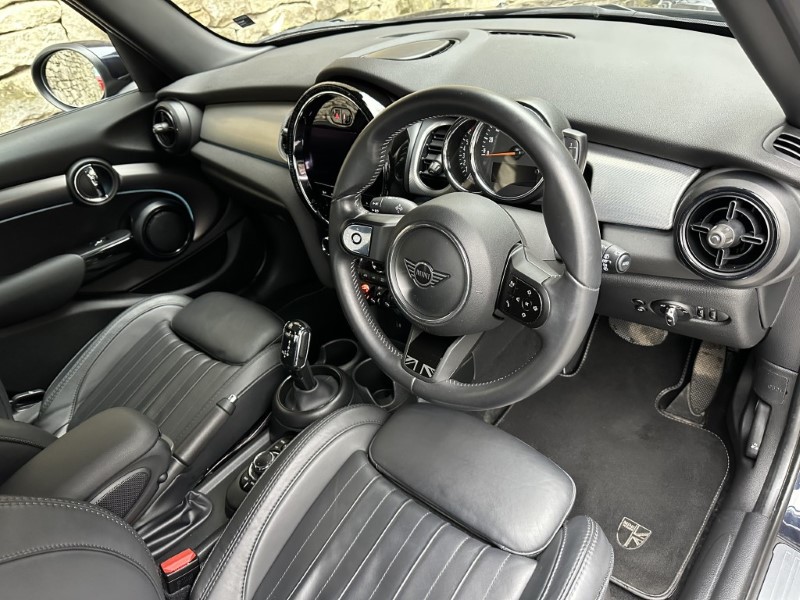 2023 (72) MINI HATCHBACK 1.5 Cooper Exclusive 5dr Auto 4886155