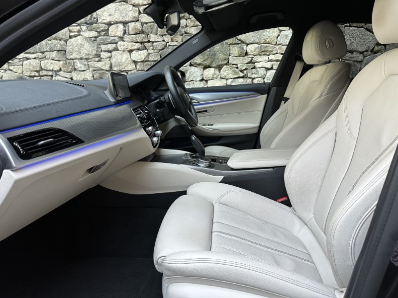 2020 (70) BMW 5 SERIES 520i M Sport 4dr Saloon  4899201