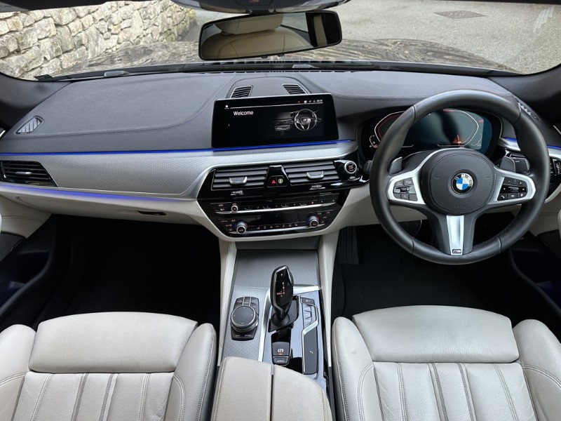 2020 (70) BMW 5 SERIES 520i M Sport 4dr Saloon  4899183