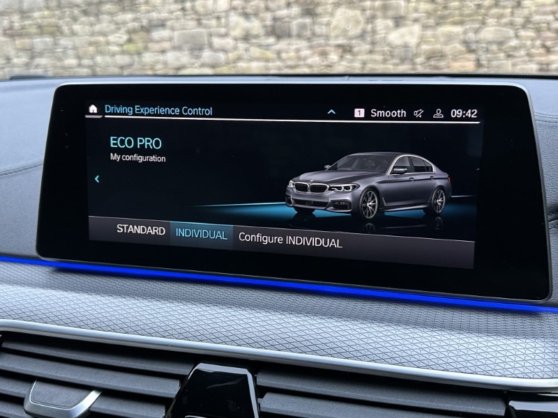 2020 (70) BMW 5 SERIES 520i M Sport 4dr Saloon  4899223