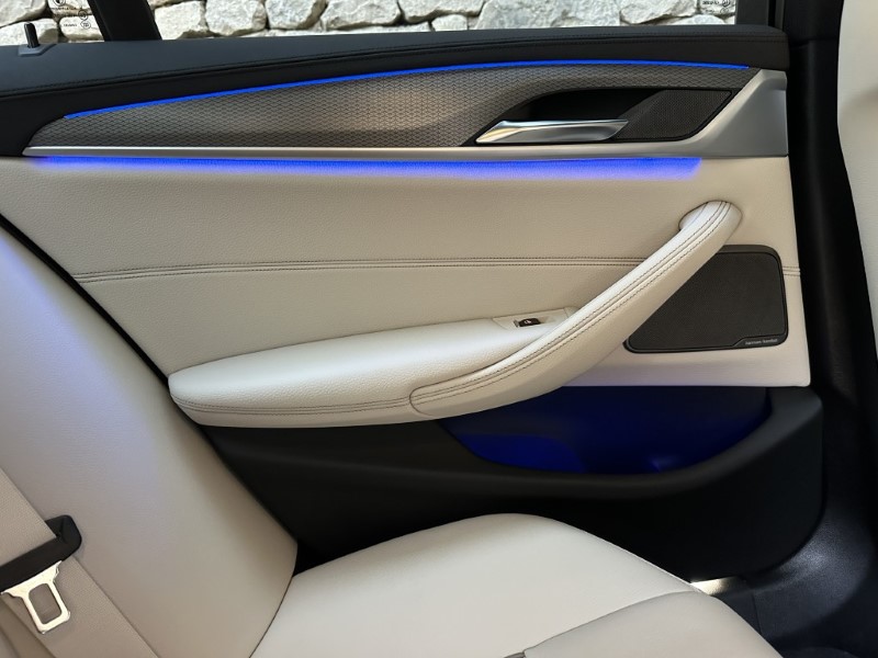 2020 (70) BMW 5 SERIES 520i M Sport 4dr Saloon  4899181