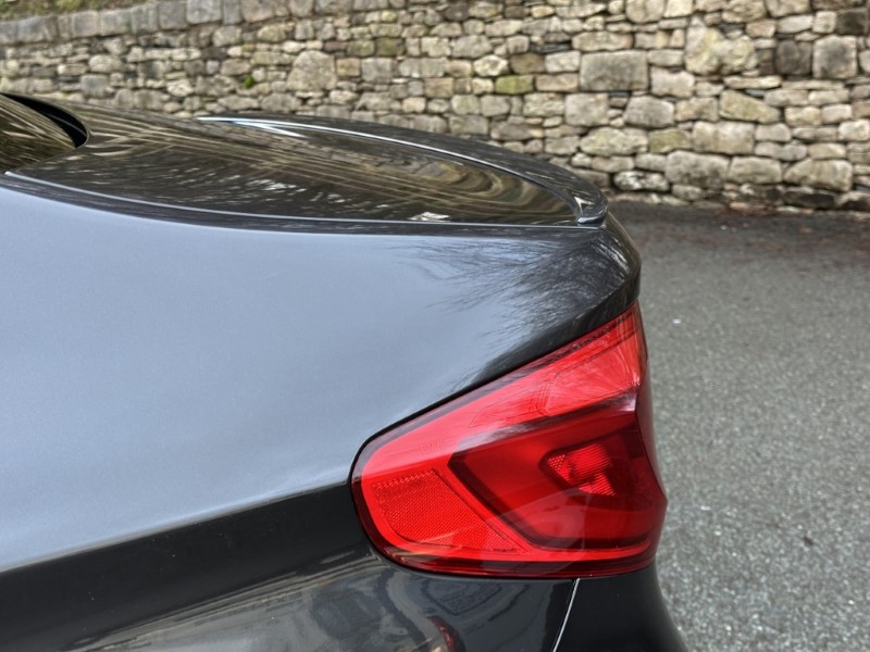 2020 (70) BMW 5 SERIES 520i M Sport 4dr Saloon  4899216