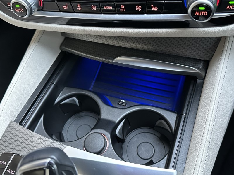 2020 (70) BMW 5 SERIES 520i M Sport 4dr Saloon  4899188