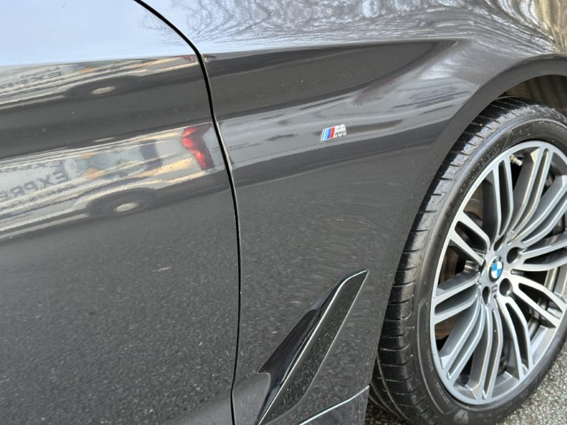 2020 (70) BMW 5 SERIES 520i M Sport 4dr Saloon  4899235
