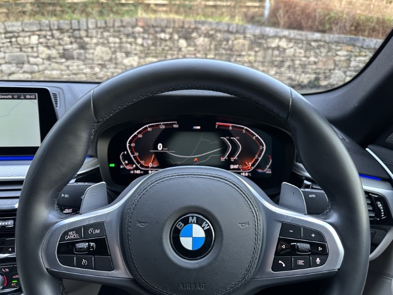 2020 (70) BMW 5 SERIES 520i M Sport 4dr Saloon  4899224