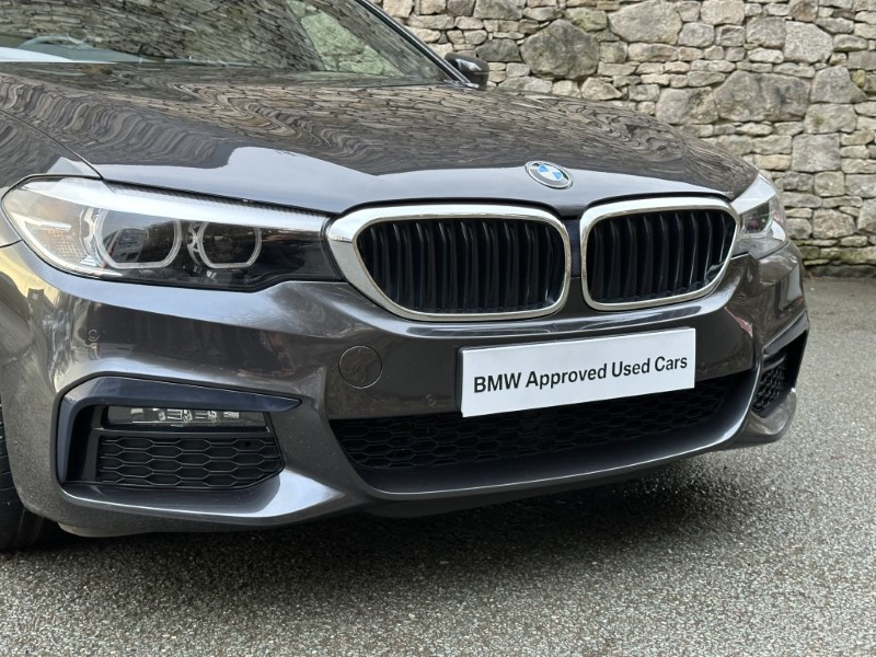 2020 (70) BMW 5 SERIES 520i M Sport 4dr Saloon  4899227