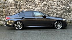 2020 (70) BMW 5 SERIES 520i M Sport 4dr Saloon 4899171