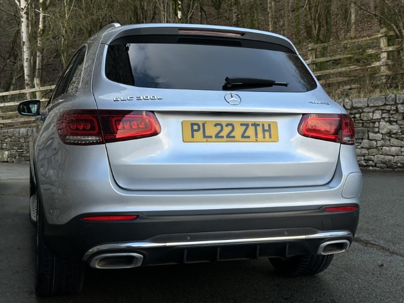 2022 (22) MERCEDES-BENZ GLC 300e 4Matic AMG Line Prem Plus 5dr 9G-Tronic 4895277