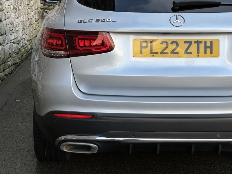 2022 (22) MERCEDES-BENZ GLC 300e 4Matic AMG Line Prem Plus 5dr 9G-Tronic 4895278