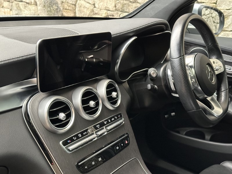 2022 (22) MERCEDES-BENZ GLC 300e 4Matic AMG Line Prem Plus 5dr 9G-Tronic 4895308
