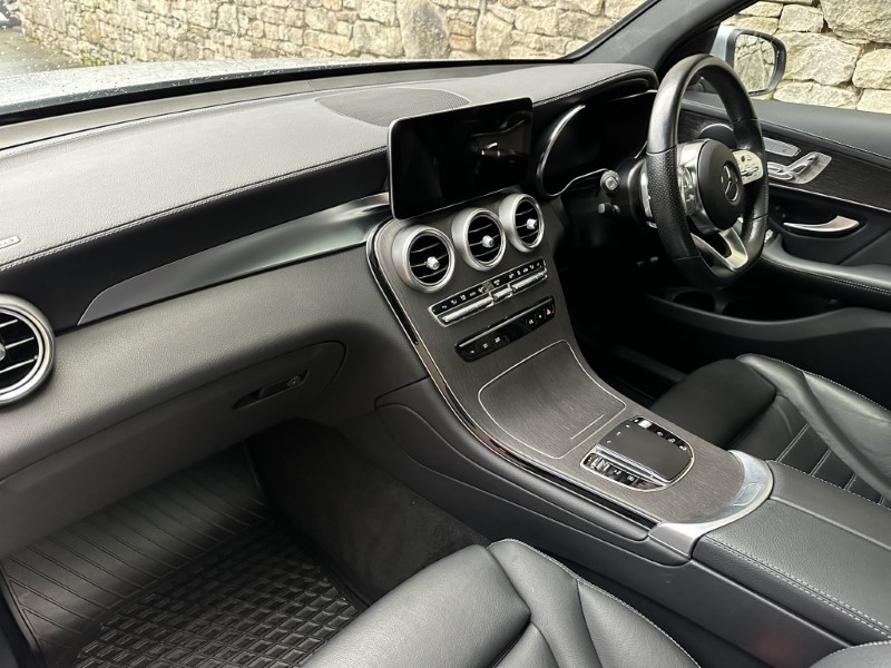 2022 (22) MERCEDES-BENZ GLC 300e 4Matic AMG Line Prem Plus 5dr 9G-Tronic 4895307