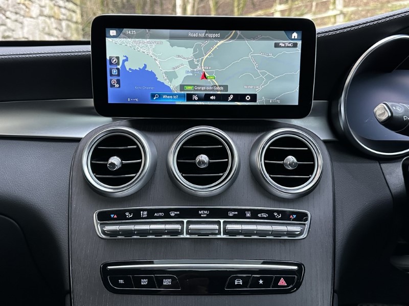 2022 (22) MERCEDES-BENZ GLC 300e 4Matic AMG Line Prem Plus 5dr 9G-Tronic 4895292