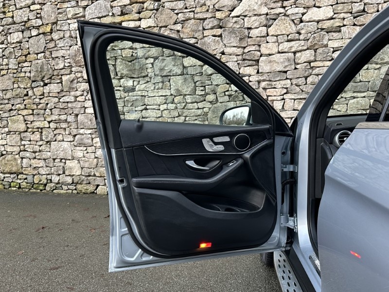 2022 (22) MERCEDES-BENZ GLC 300e 4Matic AMG Line Prem Plus 5dr 9G-Tronic 4895335