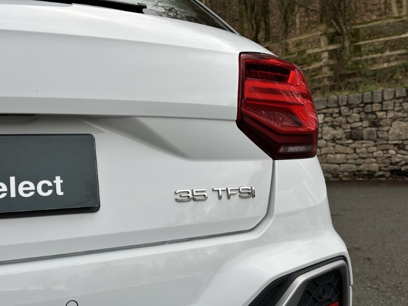 2022 (72) AUDI Q2 35 TFSI S Line 5dr S Tronic 4900082