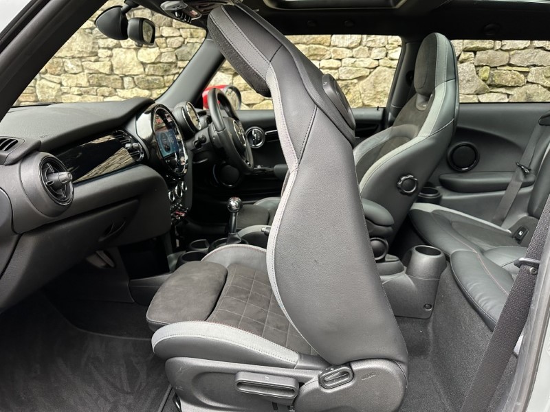 2022 (22) MINI HATCHBACK 2.0 John Cooper Works 3dr 4889098