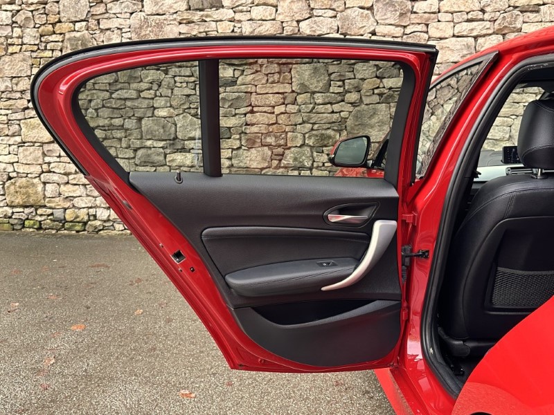 2019 (19) BMW 1 SERIES 118i [1.5] M Sport Shadow Edition 5dr 4895845