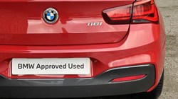 2019 (19) BMW 1 SERIES 118i M Sport Shadow Edition 5dr 4895815