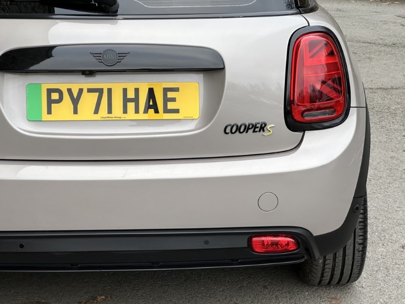 2022 (71) MINI HATCHBACK 135kW Cooper S Collection Edition 4903593