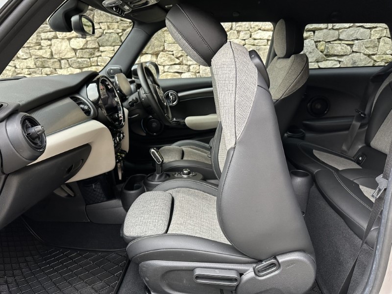 2022 (71) MINI HATCHBACK 135kW Cooper S Collection Edition 4903627