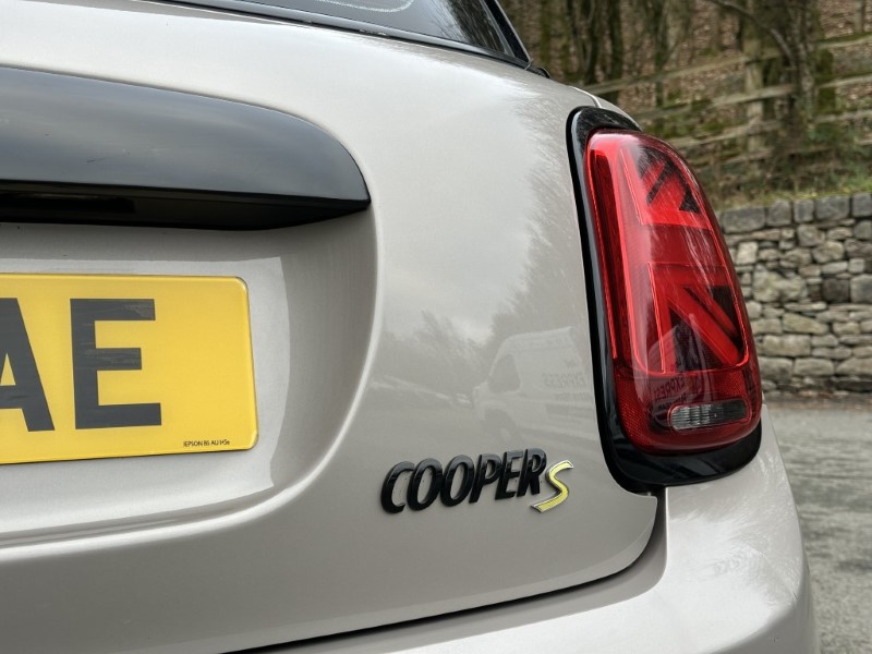 2022 (71) MINI HATCHBACK 135kW Cooper S Collection Edition 4903594
