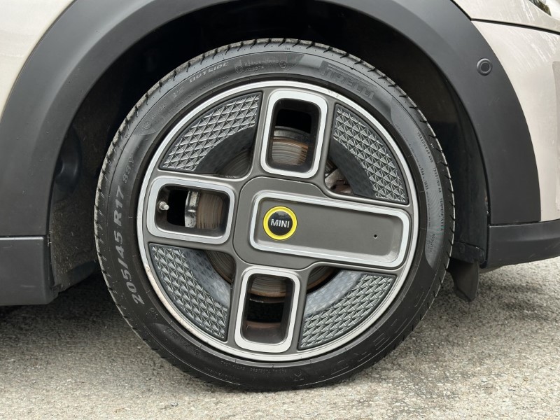 2022 (71) MINI HATCHBACK 135kW Cooper S Collection Edition 4903656