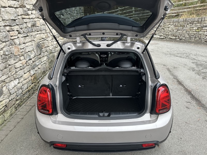 2022 (71) MINI HATCHBACK 135kW Cooper S Collection Edition 4903595