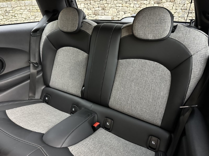 2022 (71) MINI HATCHBACK 135kW Cooper S Collection Edition 4903632