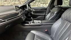 2022 (22) BMW 7 SERIES 740d xDrive MHT M Sport 4900516