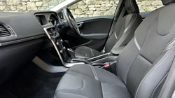 2018 (68) VOLVO V40 T2 Momentum Nav Plus 5dr Geartronic 4898187