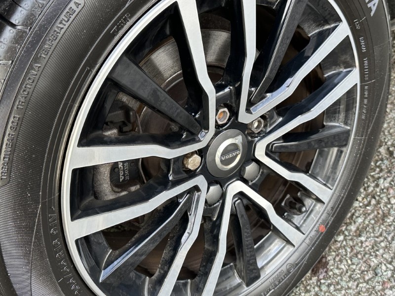 2018 (68) VOLVO V40 T2 Momentum Nav Plus 5dr Geartronic 4898218