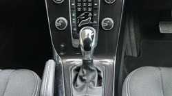 2018 (68) VOLVO V40 T2 Momentum Nav Plus 5dr Geartronic 4898170