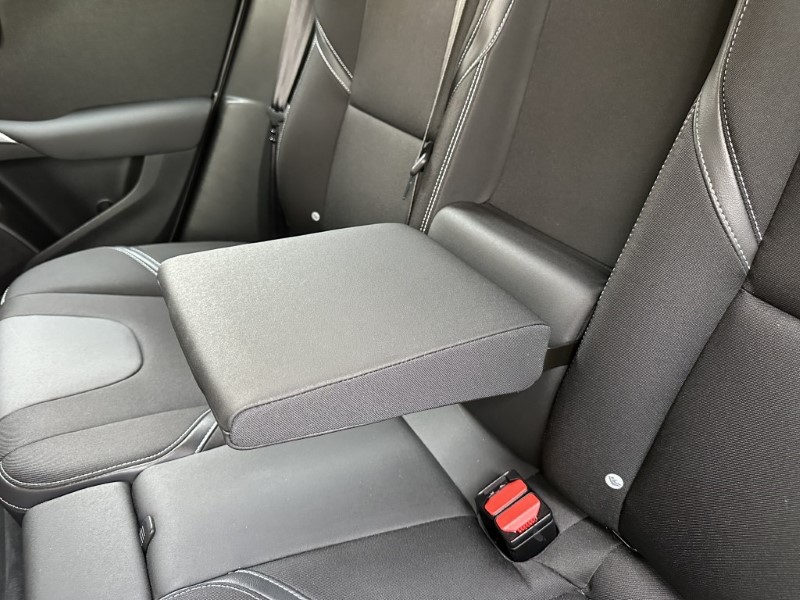 2018 (68) VOLVO V40 T2 Momentum Nav Plus 5dr Geartronic 4898199