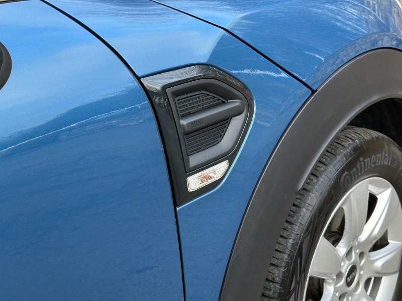 2023 (73) MINI COUNTRYMAN 1.5 Cooper Classic 5dr Auto 4906295