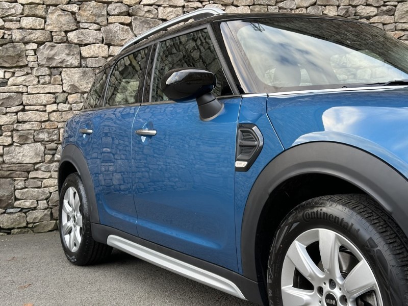 2023 (73) MINI COUNTRYMAN 1.5 Cooper Classic 5dr Auto 4906296