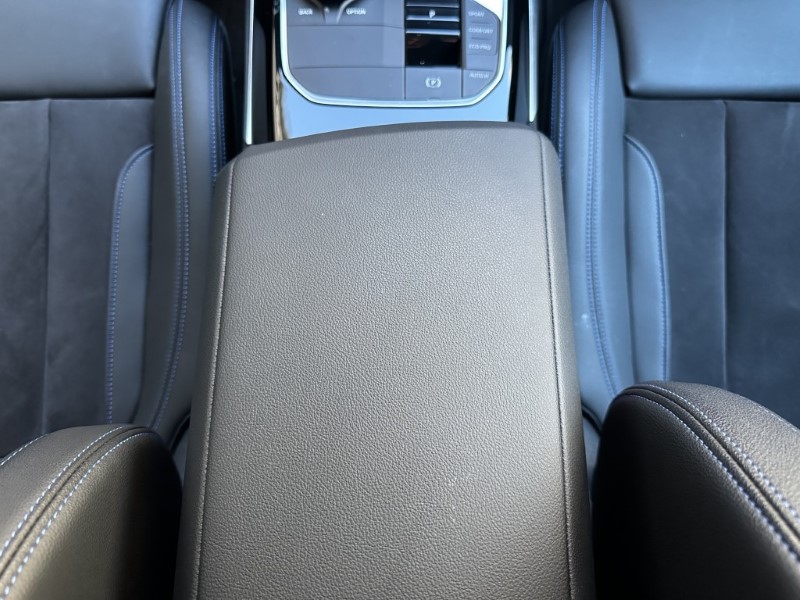 2024 (24) BMW 2 SERIES 220i M Sport 2dr Coupe  4917796